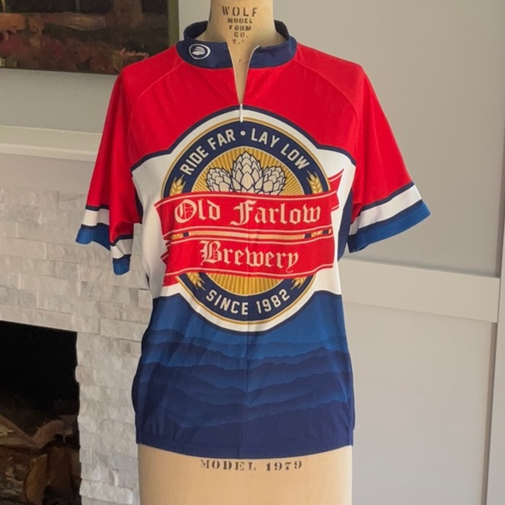 Performance Bike Cycling Jersey 🚴